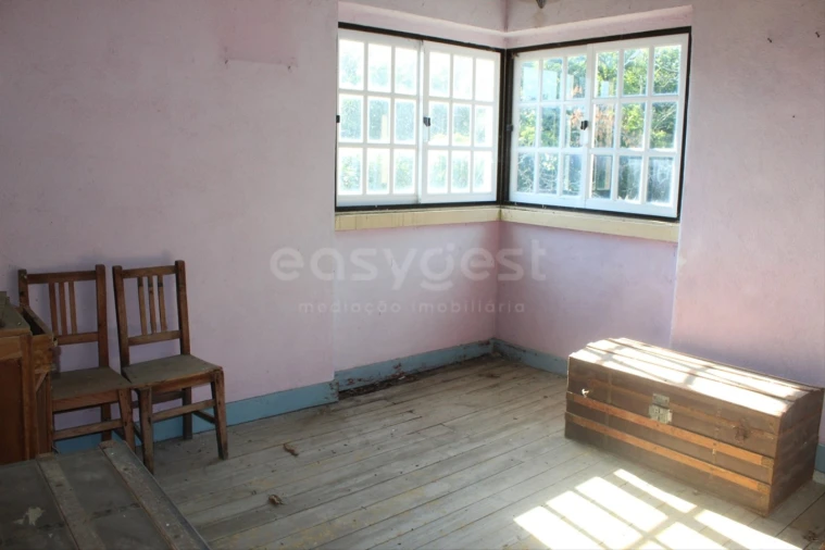 Moradia T5 para Venda em Beco Foto 20