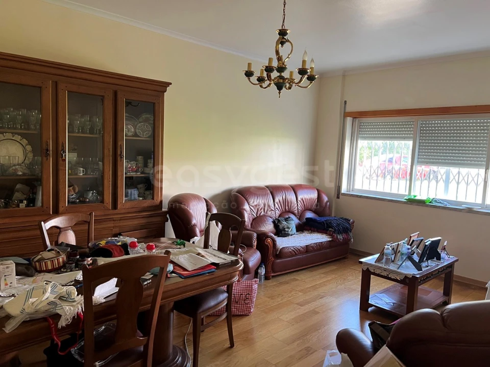 Apartamento T3 para Arrendamento em Rio de Mouro Foto 5