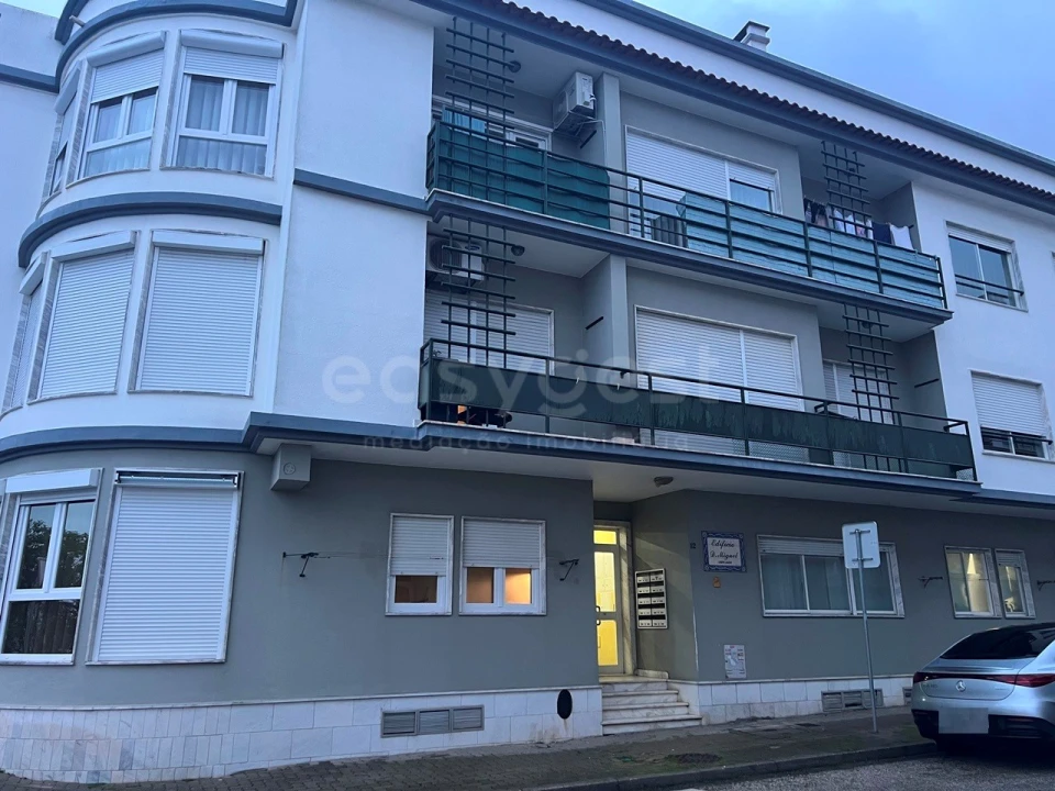 Apartamento T3 para Arrendamento em Rio de Mouro Foto 26