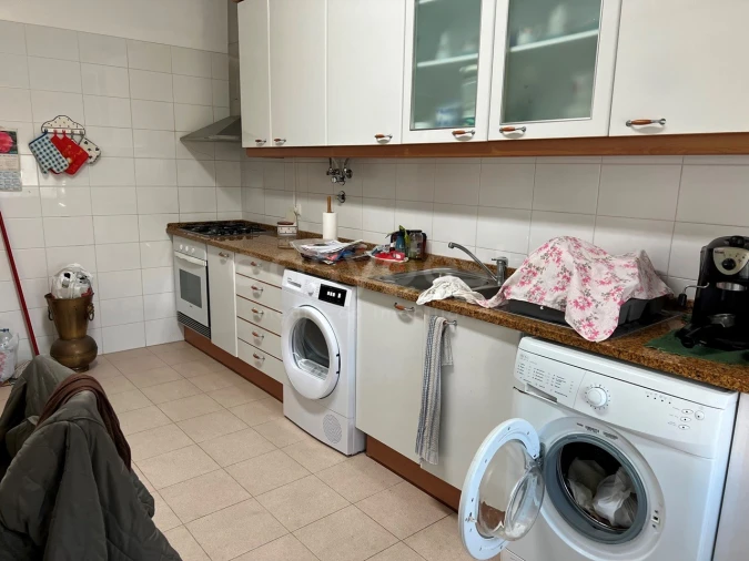 Apartamento T3 para Arrendamento em Rio de Mouro Foto 3