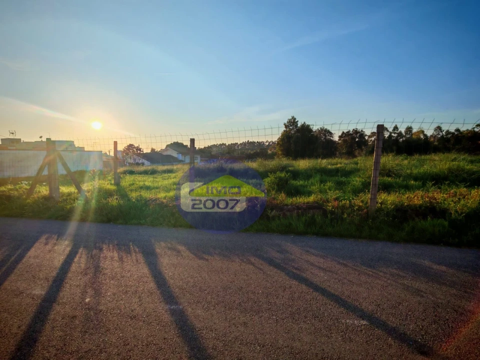Terreno para Venda em Mozelos Foto 1