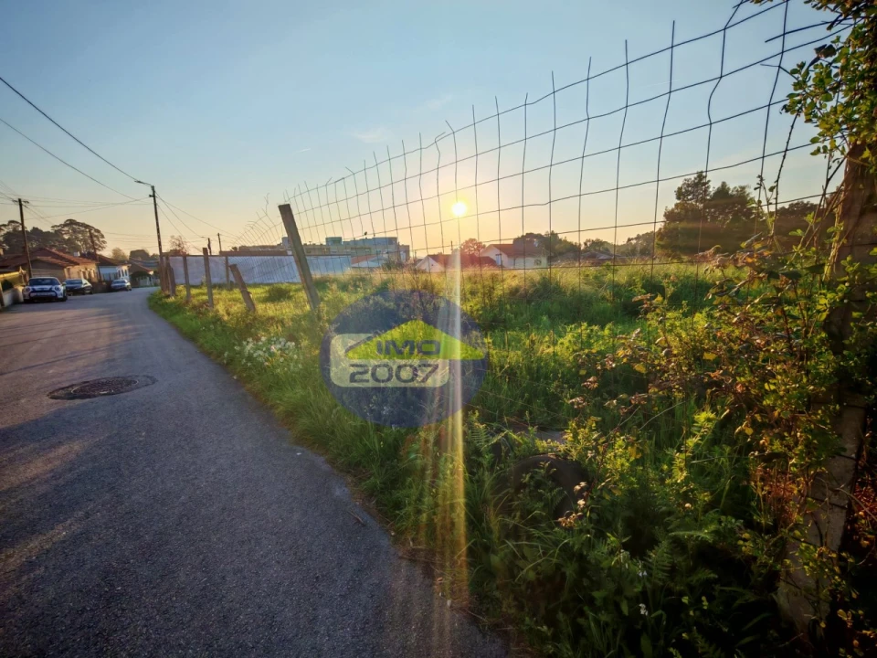 Terreno para Venda em Mozelos Foto 7