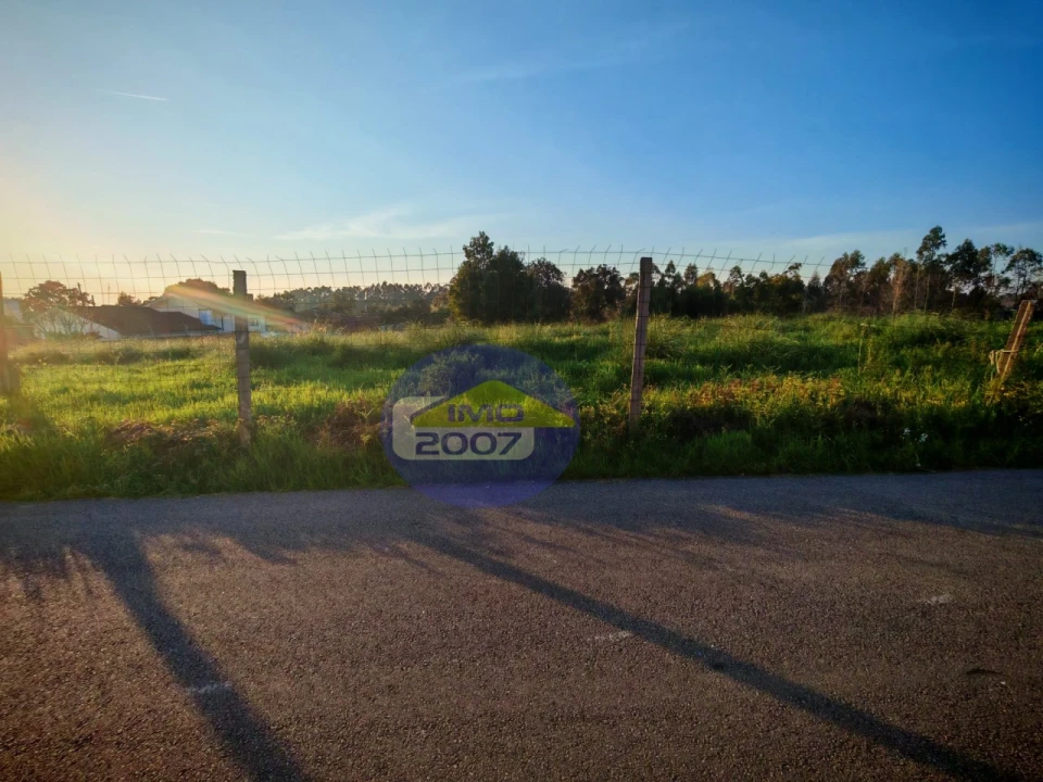 Terreno para Venda em Mozelos Foto 10