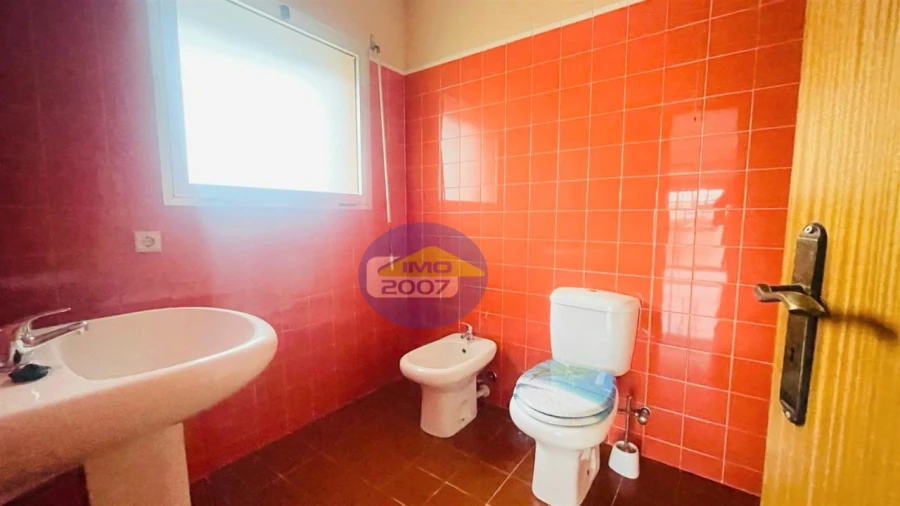 Apartamento T2 para Venda em Santa Maria de Lamas Foto 19