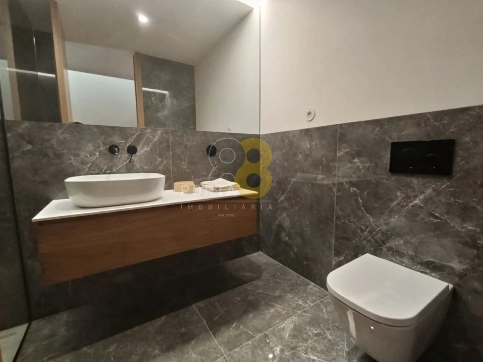 Apartamento T1 para Venda em Cedofeita, Santo Ildefonso, Sé, Miragaia, São Nicolau e Vitória Foto 19