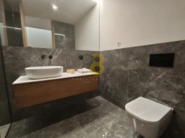 Apartamento T2 para Venda em Cedofeita, Santo Ildefonso, Sé, Miragaia, São Nicolau e Vitória