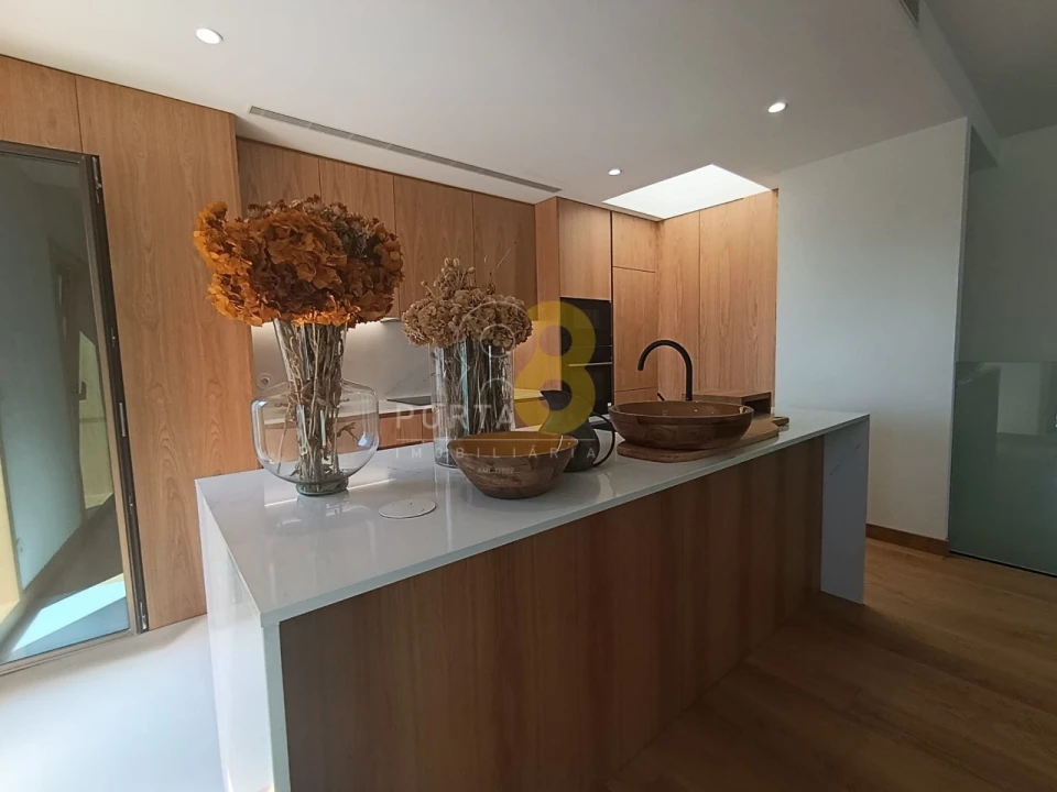 Apartamento T2 para Venda em Cedofeita, Santo Ildefonso, Sé, Miragaia, São Nicolau e Vitória Foto 5