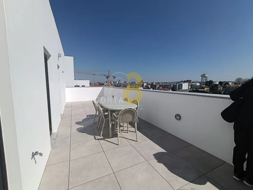 Apartamento T2 para Venda em Cedofeita, Santo Ildefonso, Sé, Miragaia, São Nicolau e Vitória Foto 16