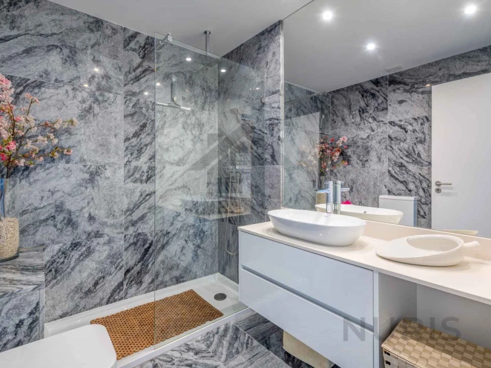 Apartamento T4 para Venda em Portimão Foto 38