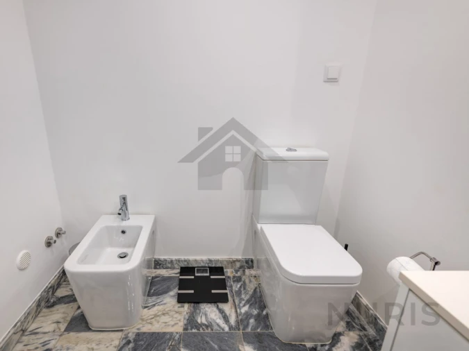 Apartamento T4 para Venda em Portimão Foto 31