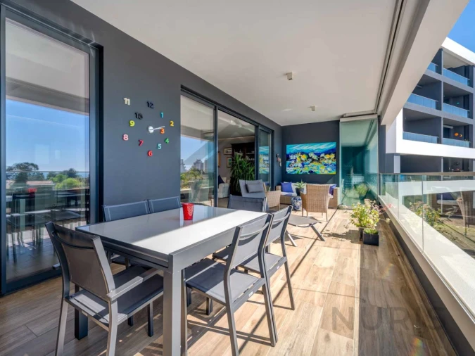 Apartamento T4 para Venda em Portimão Foto 11