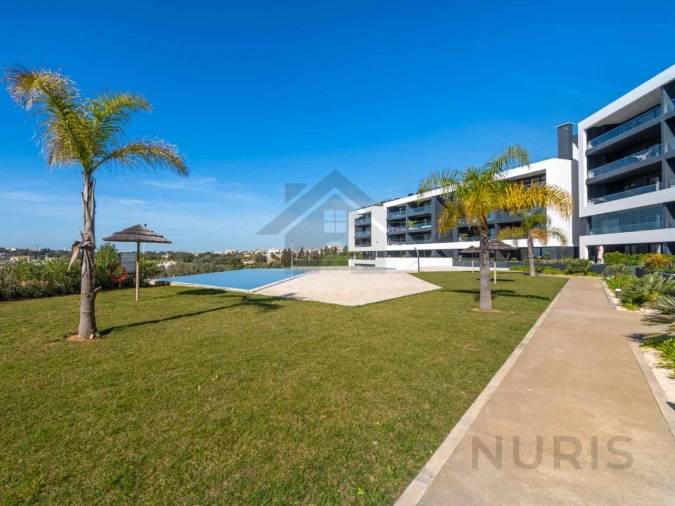 Apartamento T4 para Venda em Portimão Foto 49