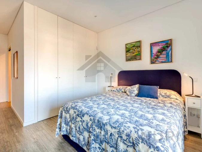 Apartamento T4 para Venda em Portimão Foto 36