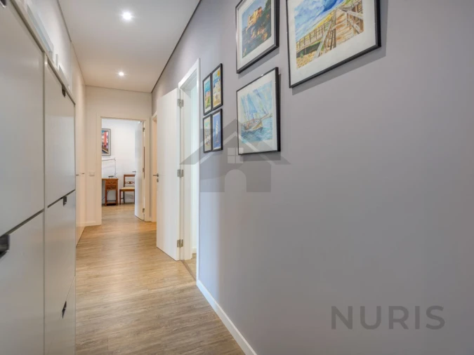 Apartamento T4 para Venda em Portimão Foto 19