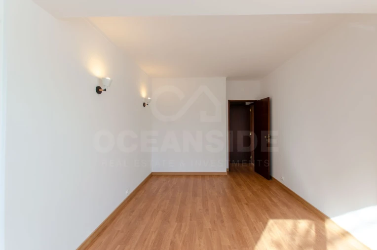 Apartamento T1 para Arrendamento em Alcabideche Foto 17