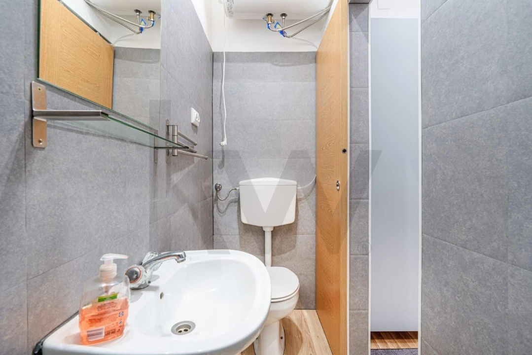 Apartamento T1 para Venda em Nazare Foto 14