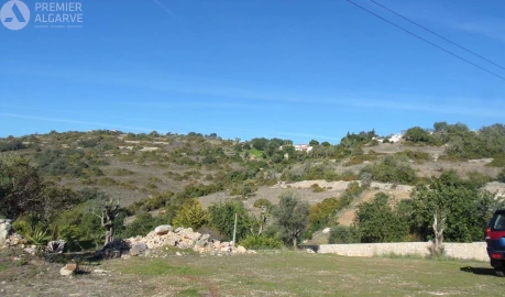 Moradia T5 para Venda em São Brás de Alportel
