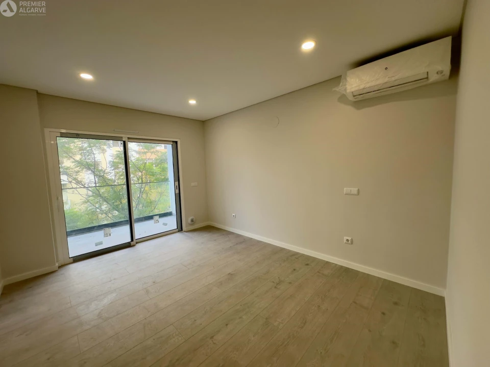 Apartamento T3 para Venda em Loule (São Clemente) Foto 9