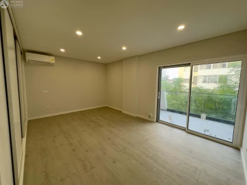Apartamento T3 para Venda em Loule (São Clemente)