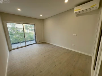 Apartamento T3 para Venda em Loule (São Clemente)