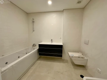 Apartamento T3 para Venda em Loule (São Clemente)