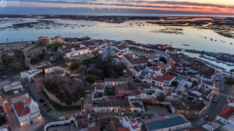 Terreno para Venda em Faro (Sé e São Pedro)