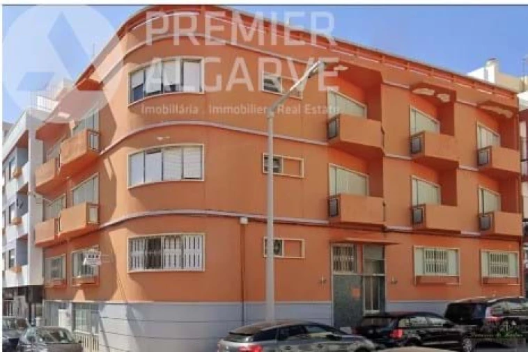 Prédio para Venda em Faro (Sé e São Pedro) Foto 1