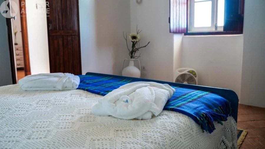 Moradia T6 para Venda em Santa Barbara de Nexe Foto 23