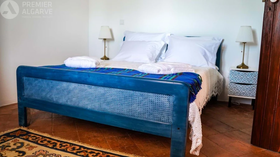 Moradia T6 para Venda em Santa Barbara de Nexe Foto 24