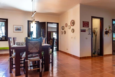 Moradia T5 para Venda em São Brás de Alportel