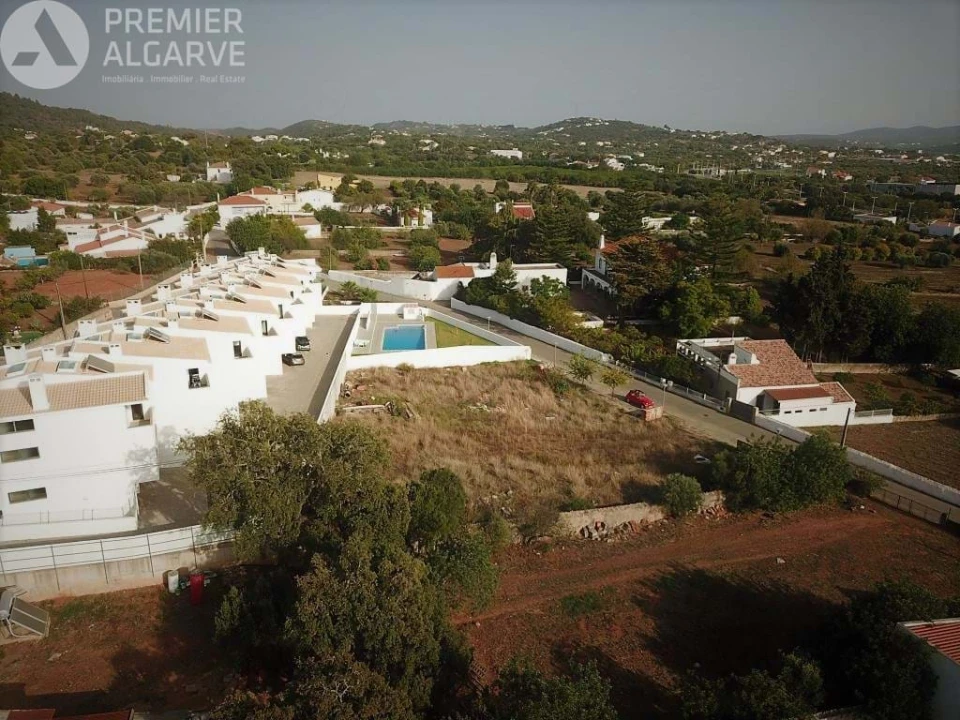 Terreno para Venda em São Brás de Alportel Foto 1