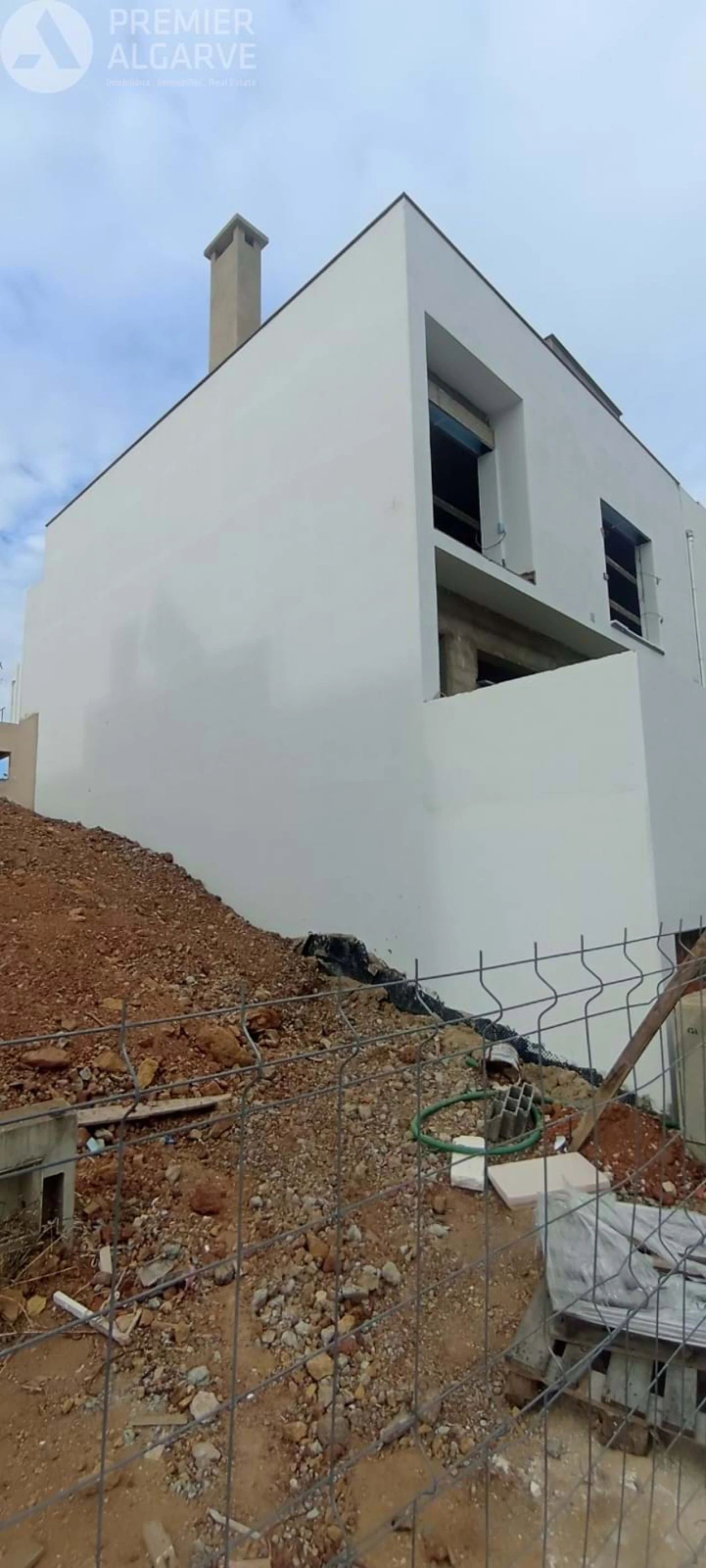 Moradia T3 para Venda em Olhão Foto 4