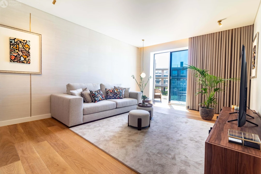 Apartamento T2 para Venda em Quarteira Foto 11
