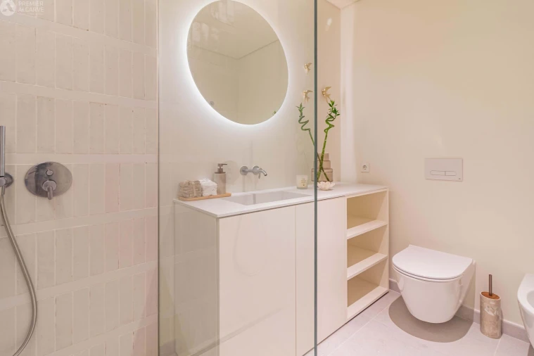 Apartamento T2 para Venda em Quarteira Foto 17