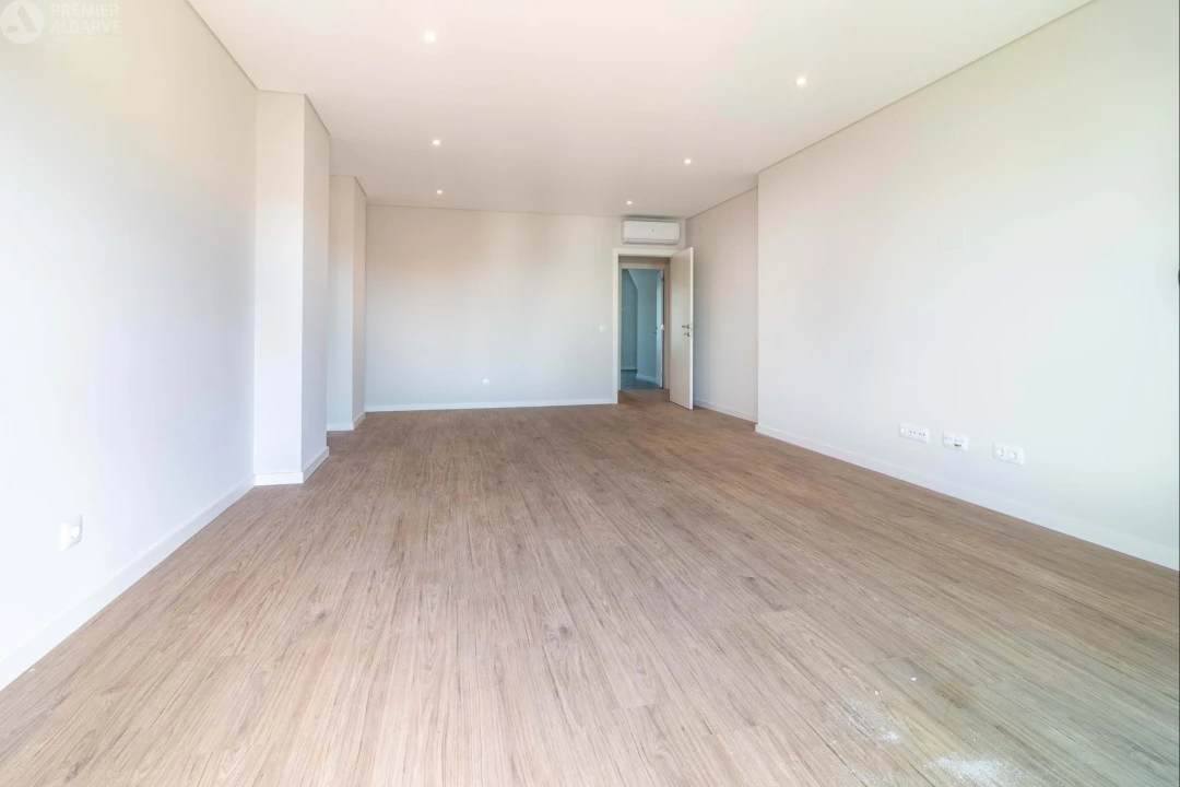 Apartamento T3 para Venda em Montenegro Foto 14