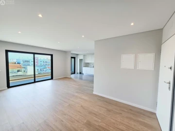 Apartamento T2 para Venda em Montenegro