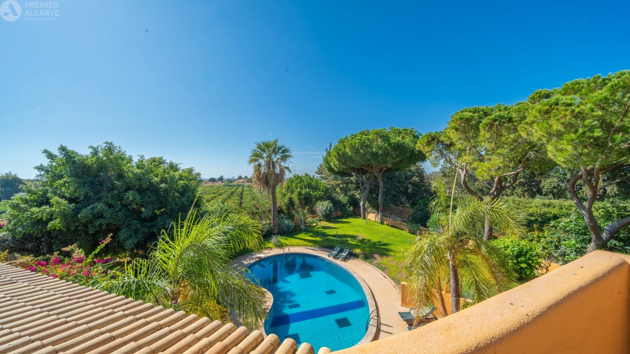 Moradia T5 para Venda em Pechão Foto 8