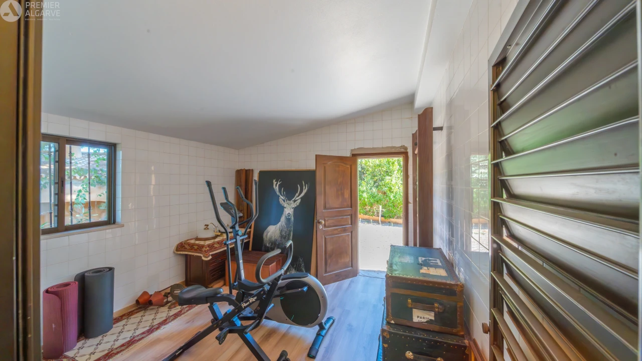 Moradia T5 para Venda em Pechão Foto 33