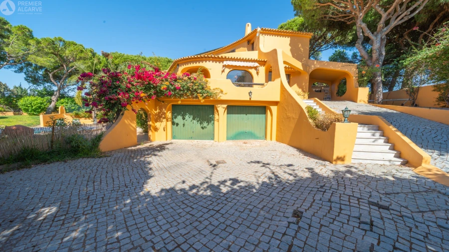 Moradia T5 para Venda em Pechão Foto 23