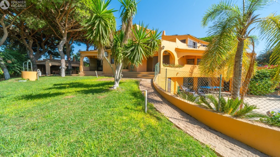 Moradia T5 para Venda em Pechão Foto 50