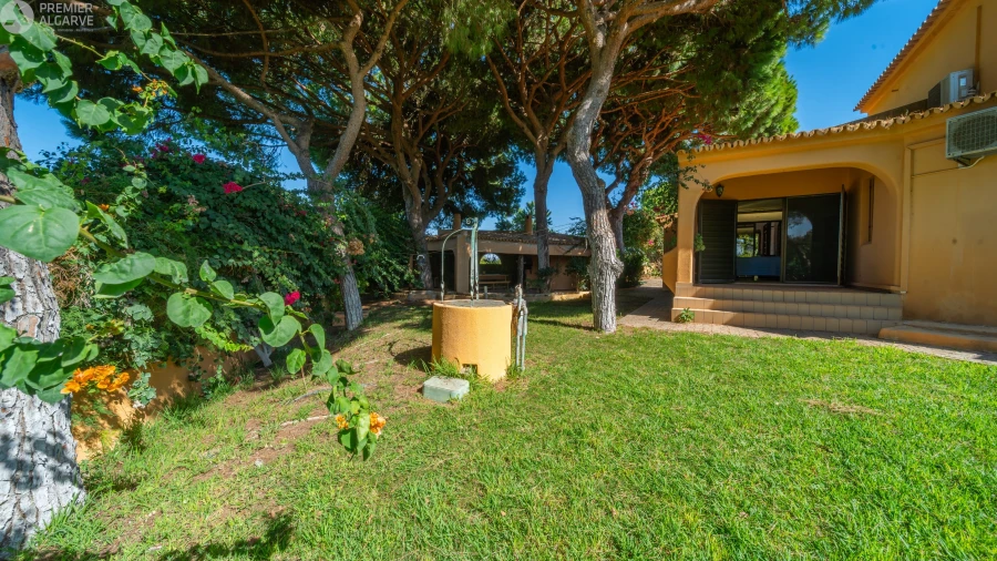 Moradia T5 para Venda em Pechão Foto 52