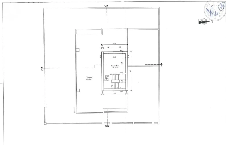 Moradia T4 para Venda em Quelfes Foto 34