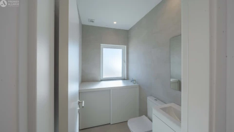 Moradia T2 para Venda em Faro (Sé e São Pedro)