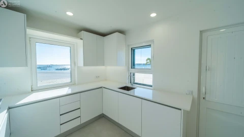 Moradia T2 para Venda em Faro (Sé e São Pedro)