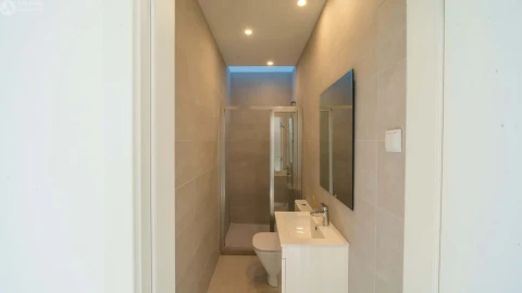 Moradia T2 para Venda em Faro (Sé e São Pedro)