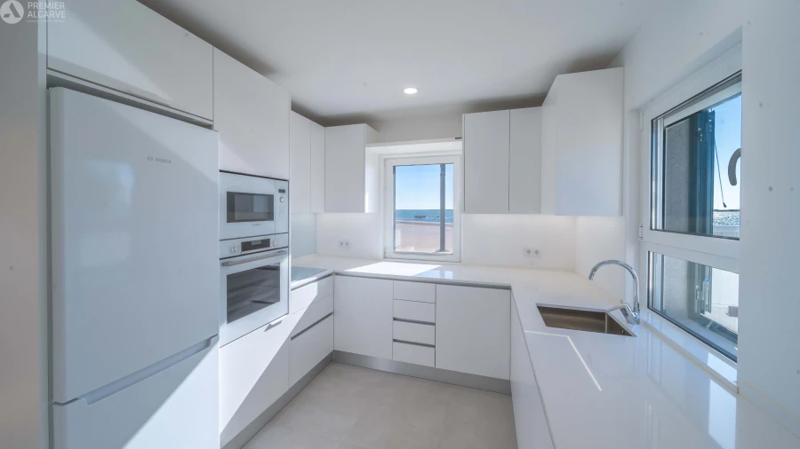 Moradia T2 para Venda em Faro (Sé e São Pedro) Foto 6