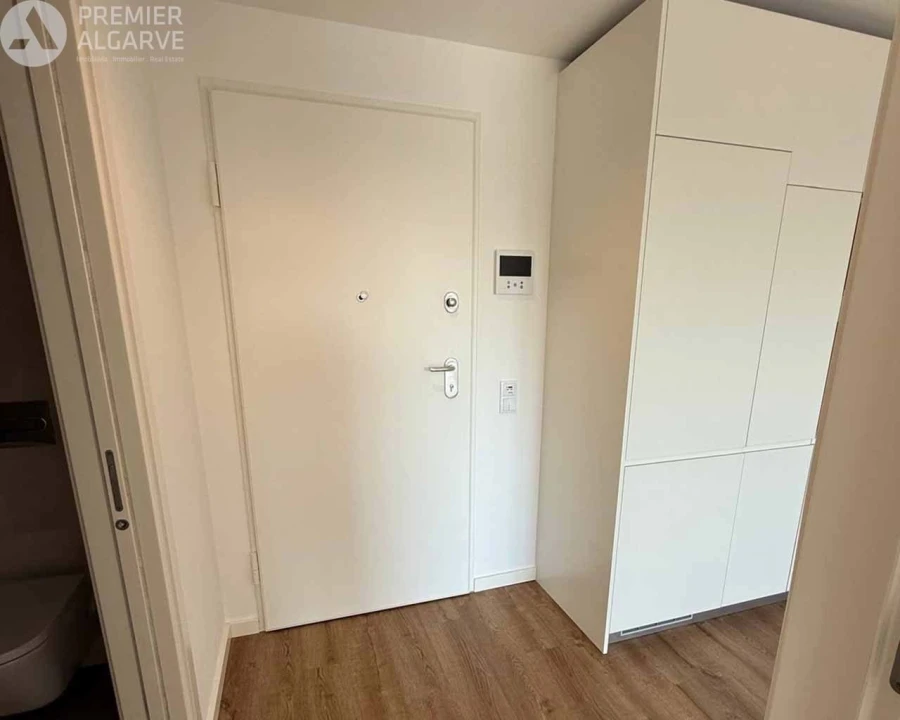 Apartamento T1 para Venda em Faro (Sé e São Pedro) Foto 7