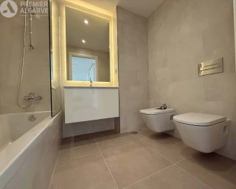 Apartamento T1 para Venda em Faro (Sé e São Pedro)