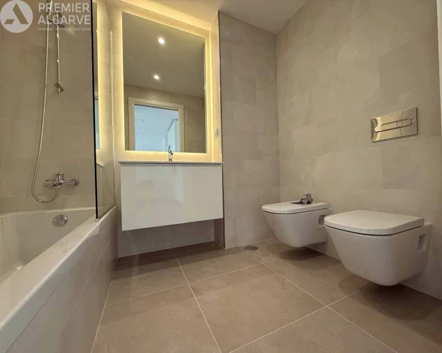 Apartamento T1 para Venda em Faro (Sé e São Pedro) Foto 6