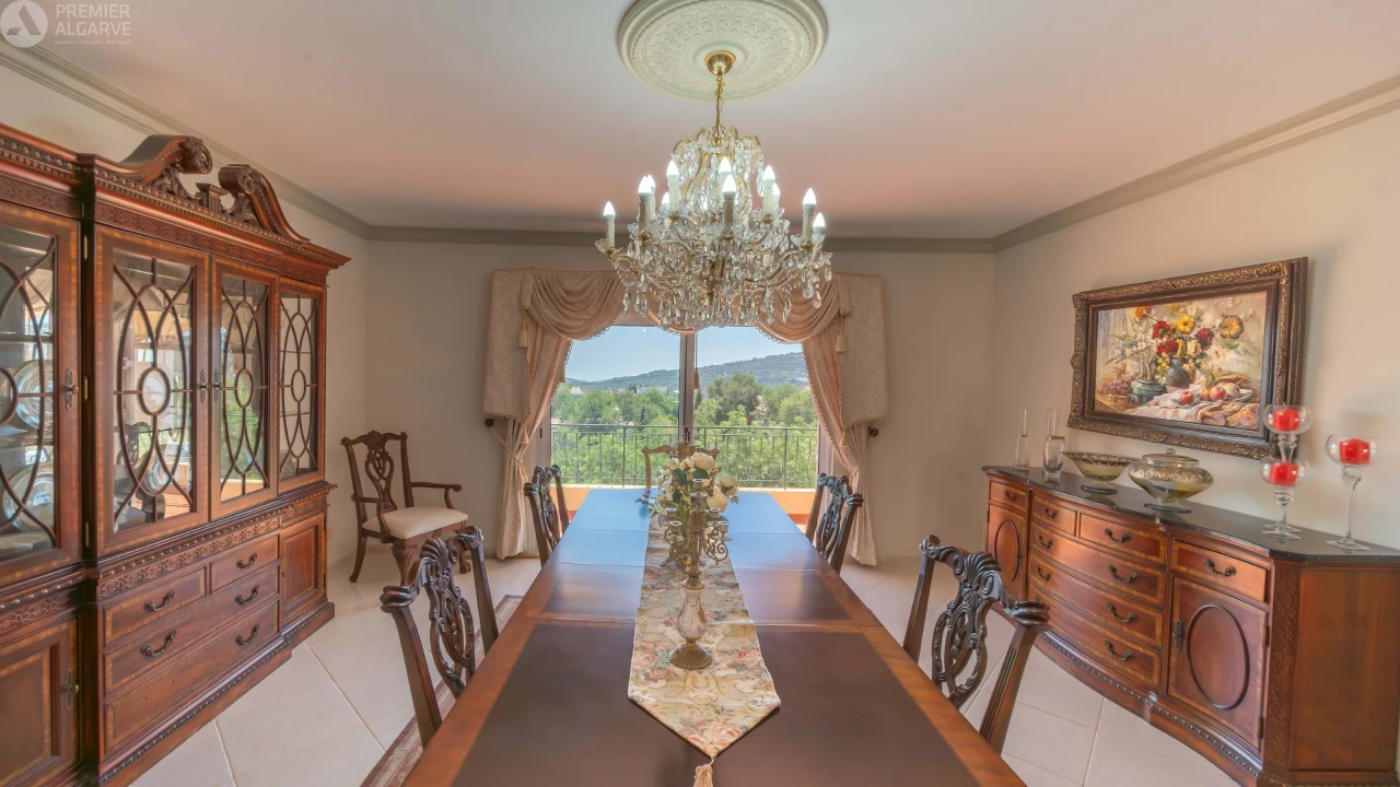 Moradia T4 para Venda em São Brás de Alportel Foto 8